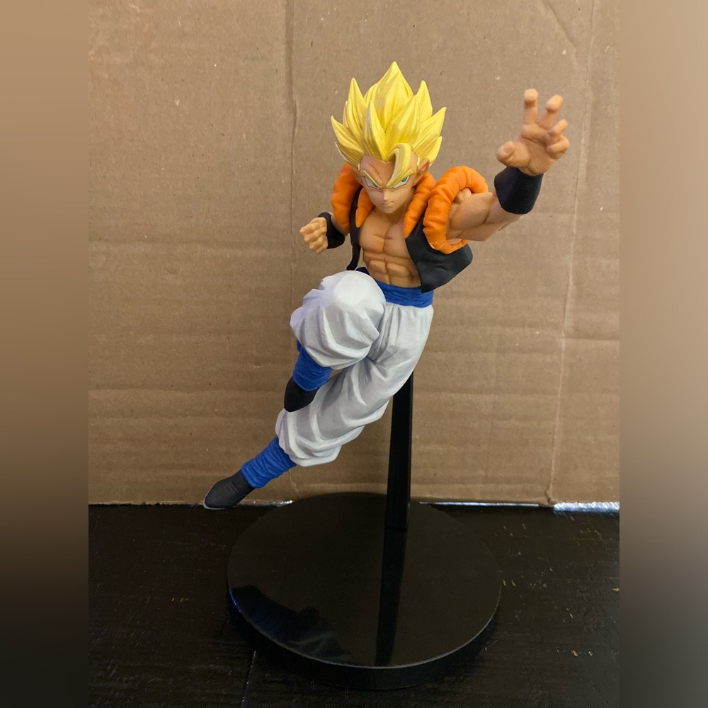 ❗️SOLD❗️Dragon ball Z Super Saiyan Gogeta Action Figure